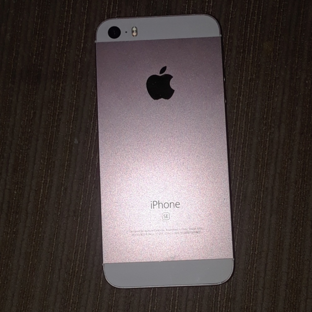 iPhone SE